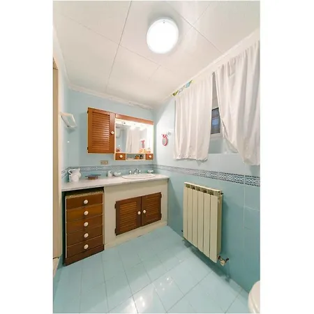 Hintown Liberty Flat * Сестри-Леванте
